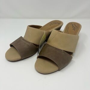 Natural Soul by Naturalizer DeDee Sandals Mushroom Buff Wedge Size 10 NEW